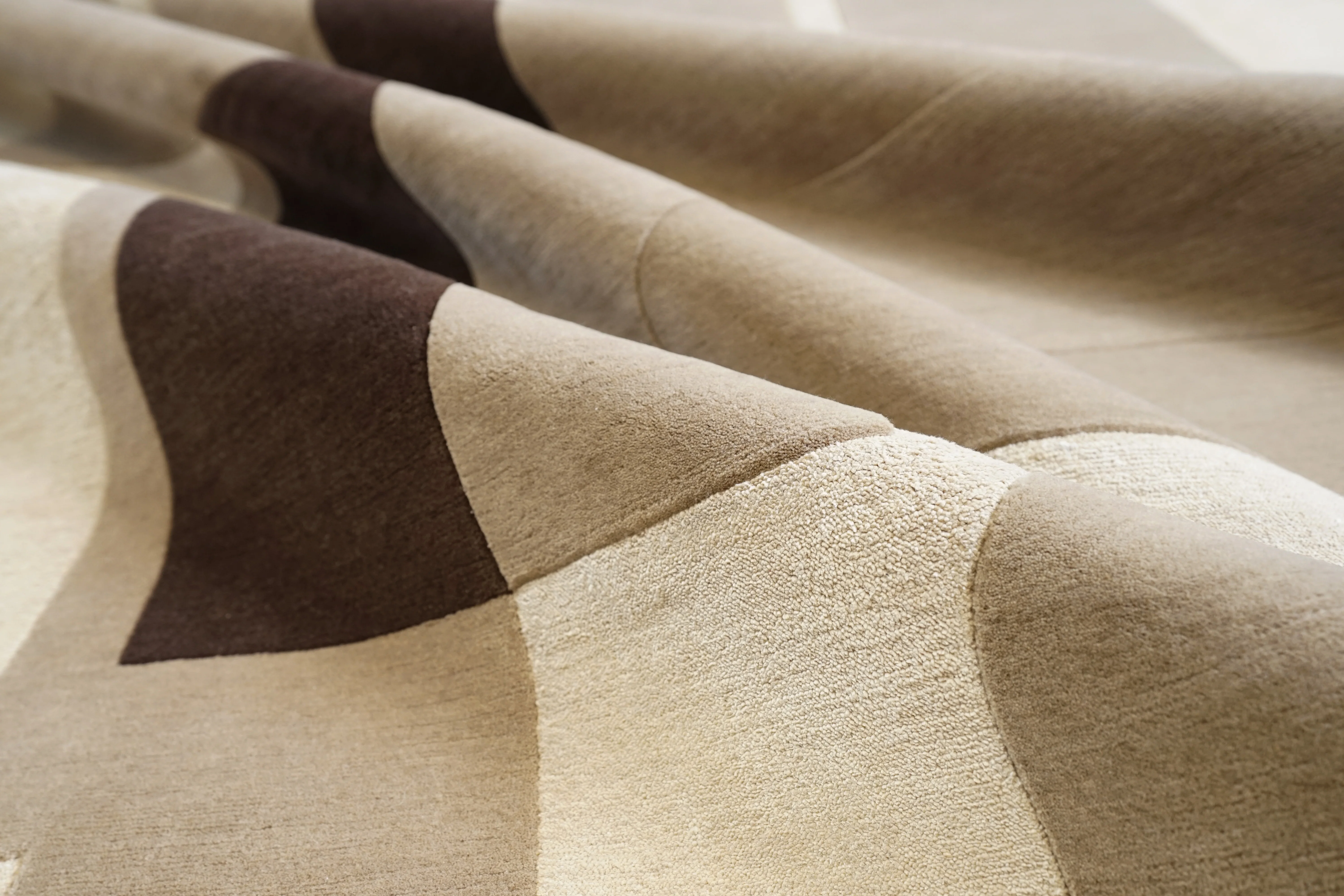 Aimes - Light Umber - Image 3