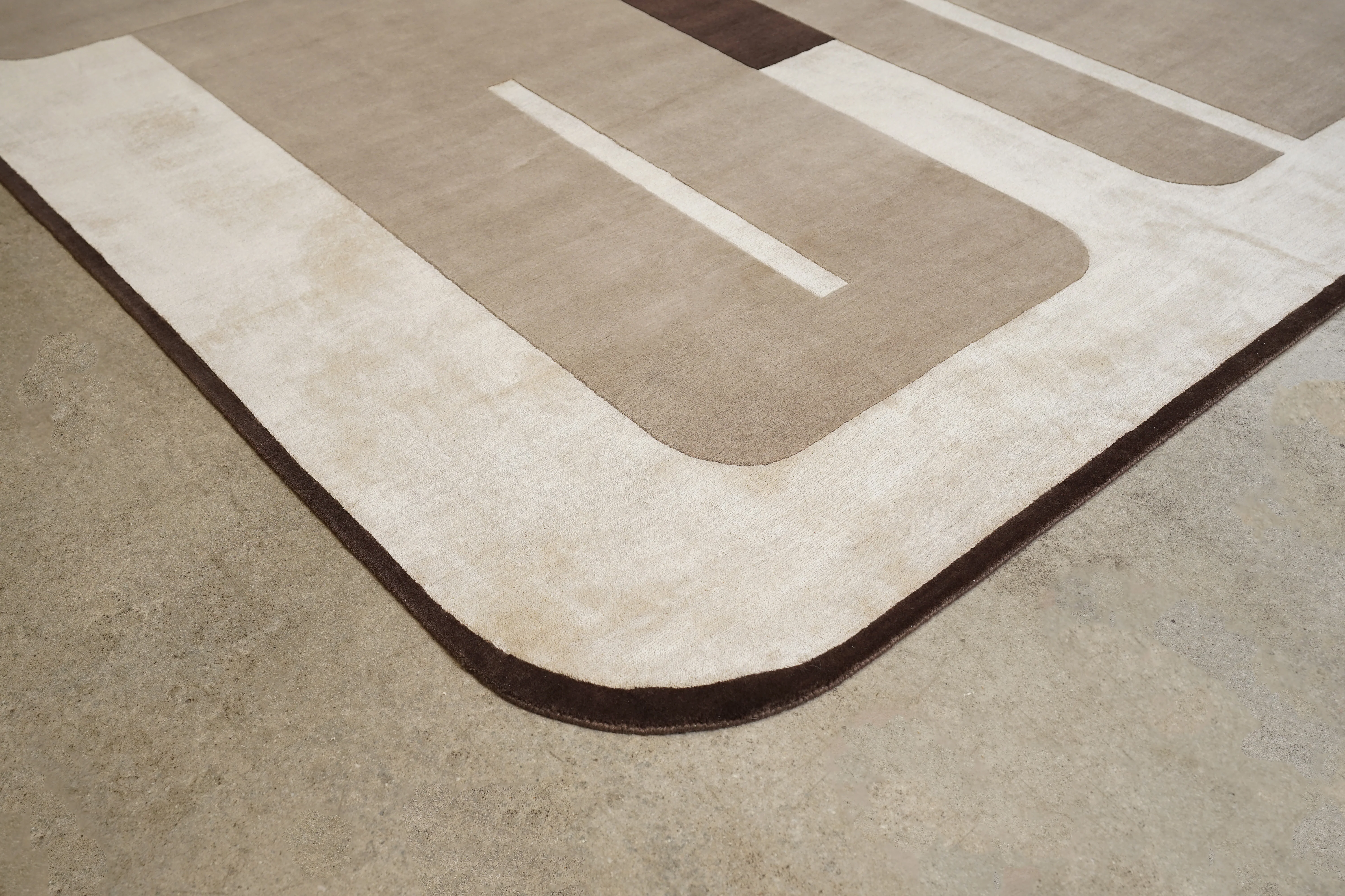Aimes - Light Umber - Image 5