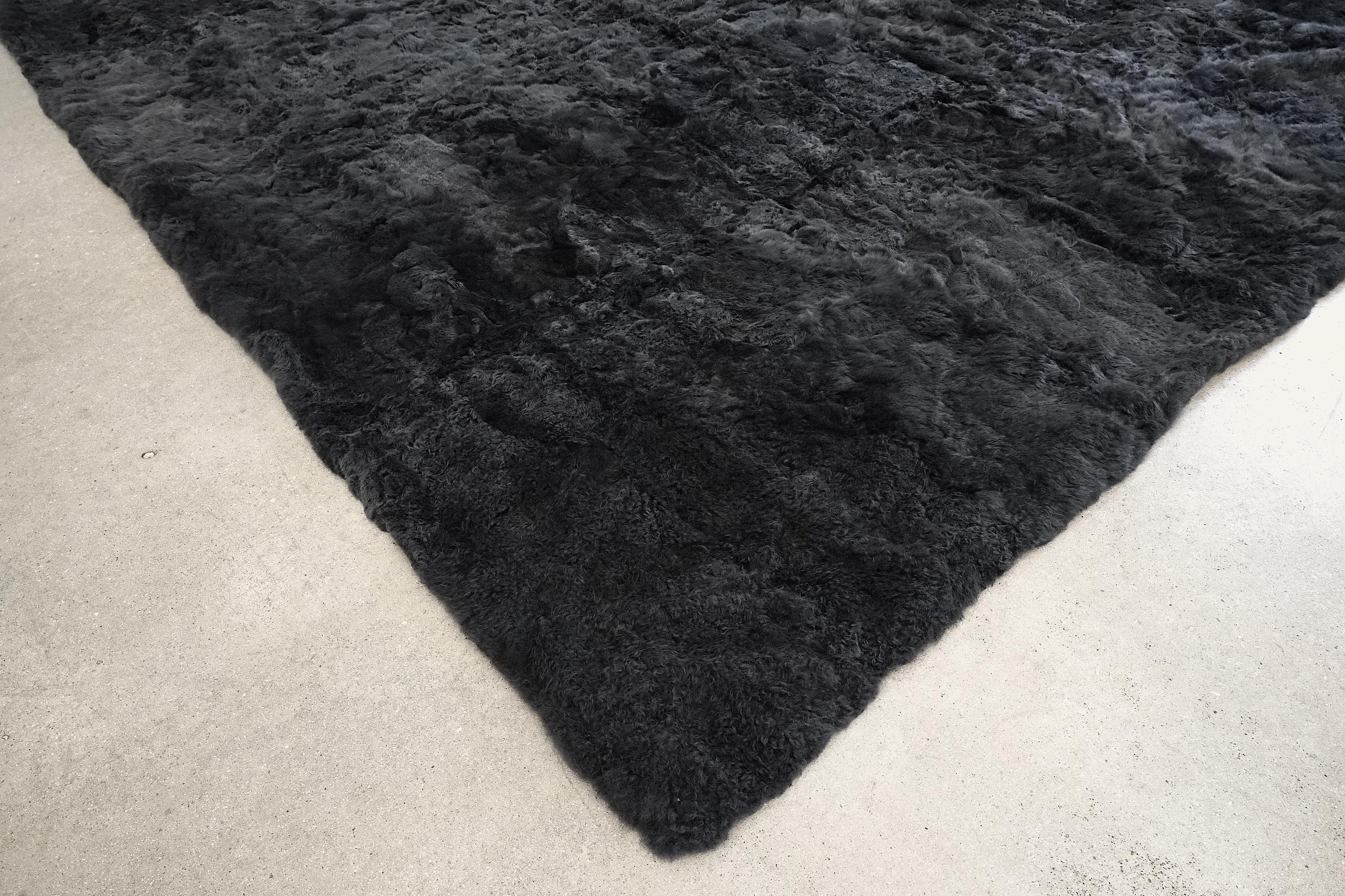 Alpaca Fur - Charcoal - Image 2