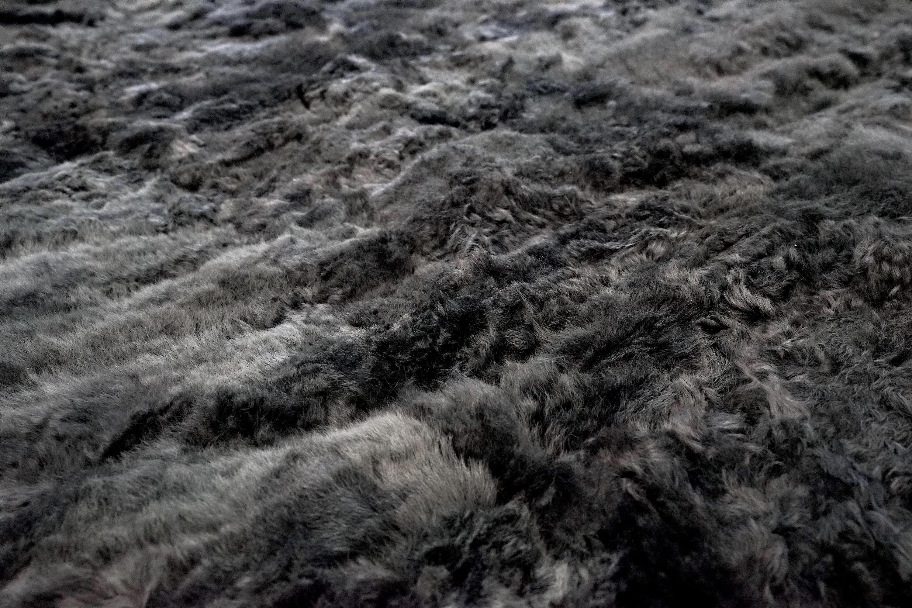Alpaca Fur - Charcoal - Image 4