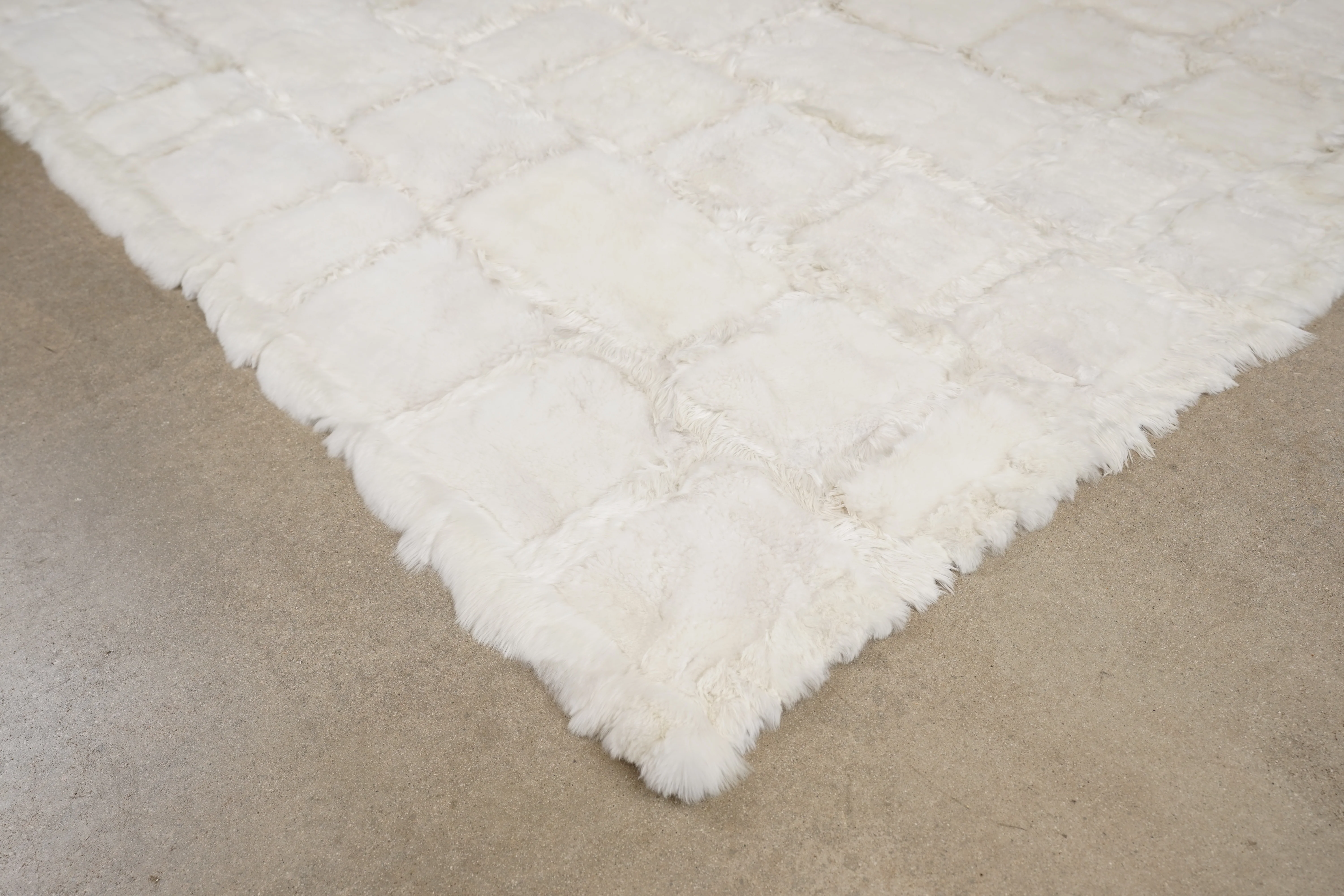 Alpaca Fur - Cobblestone White - Image 6
