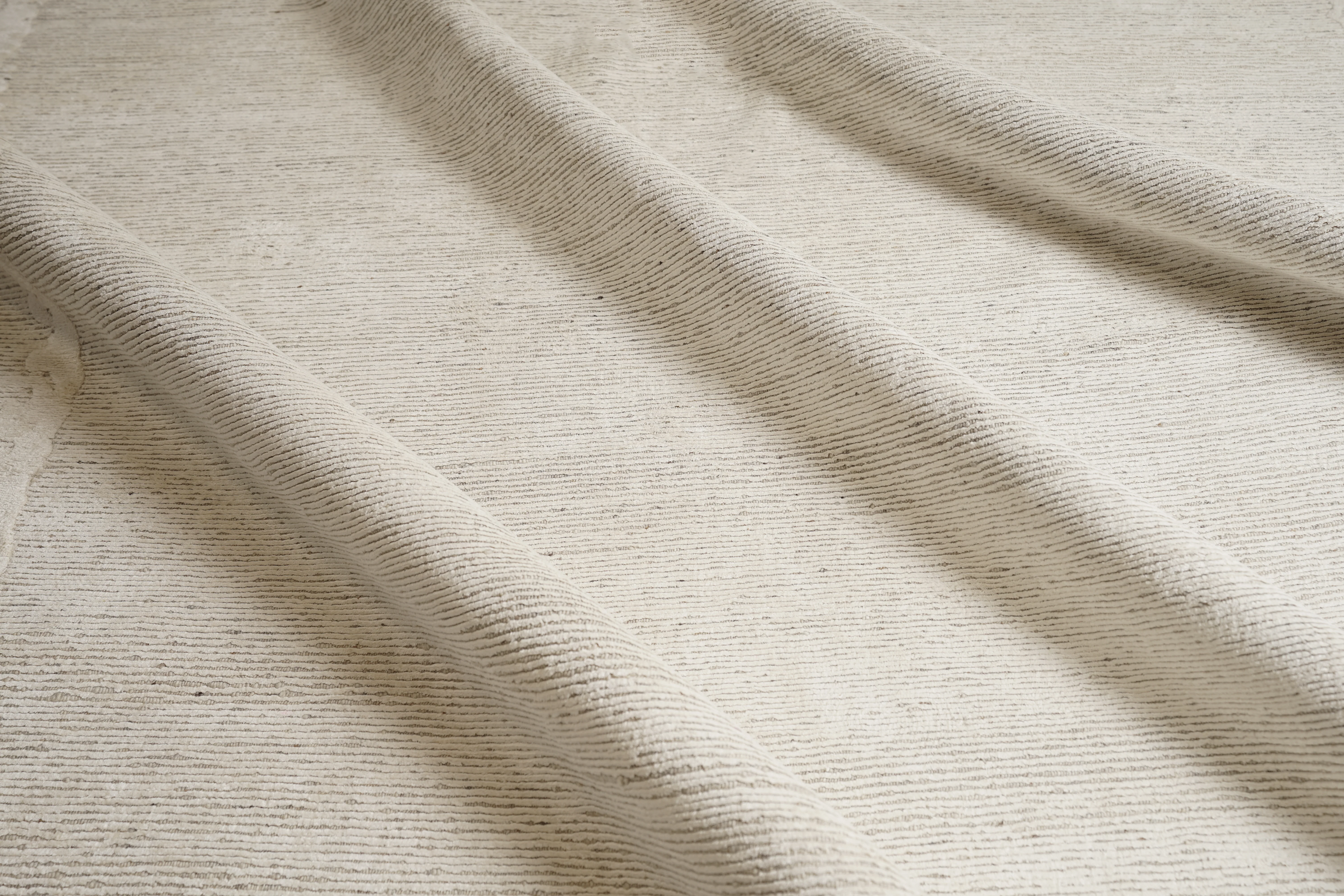 Ara - Ivory - Image 3