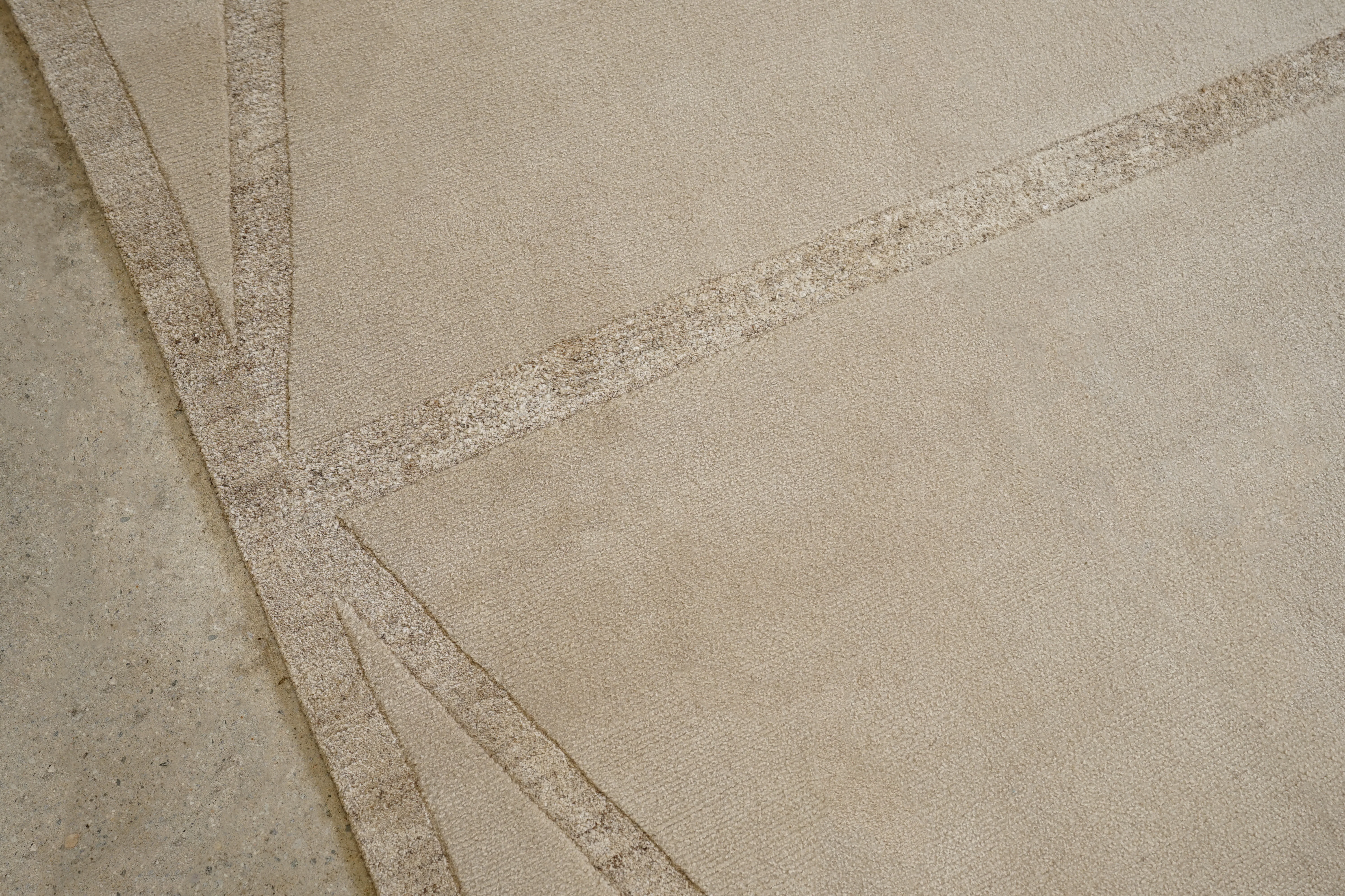 Aventura - Taupe - Image 4