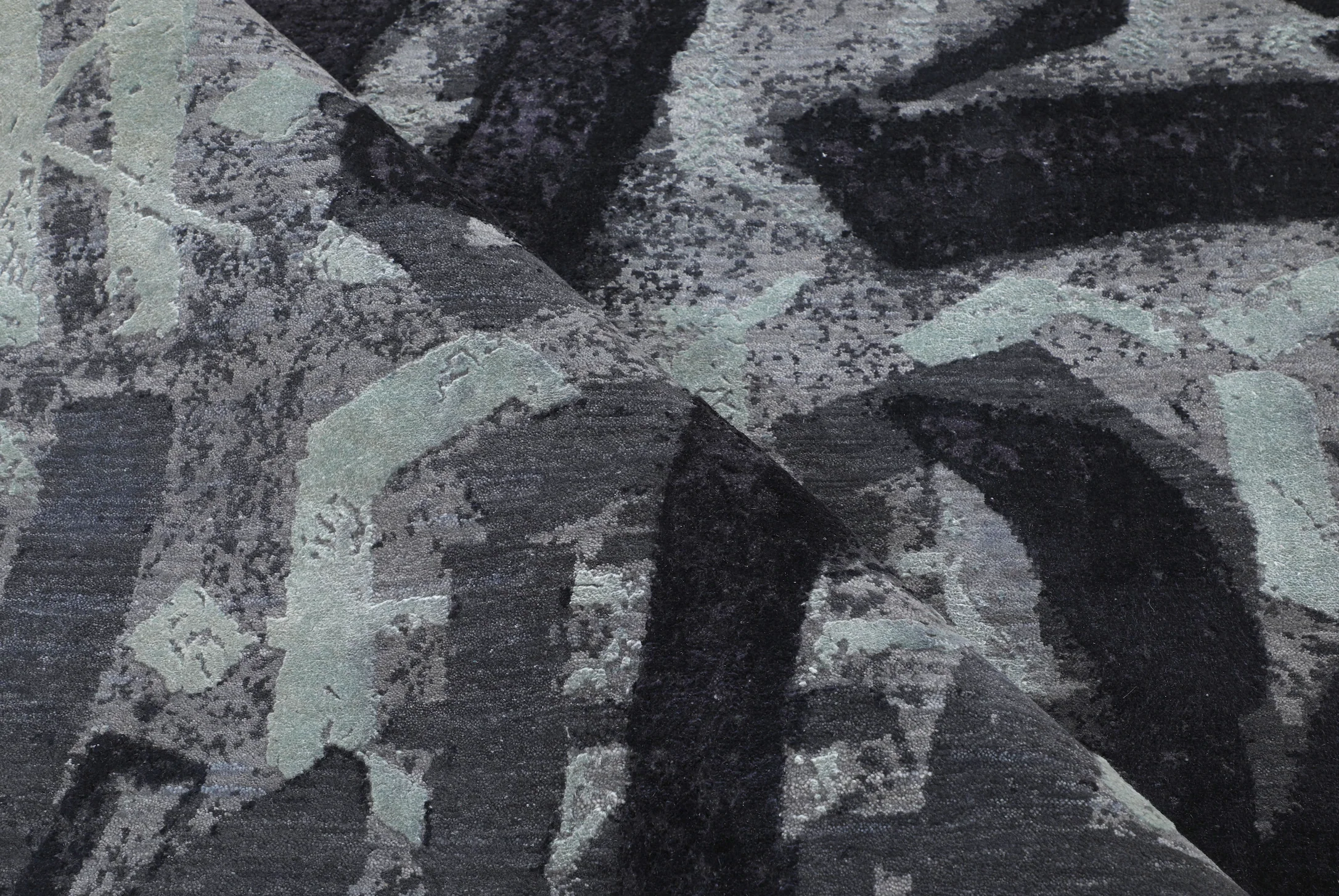 SPRAY PAINT- CHAZ Bojórquez Collection - Image 5