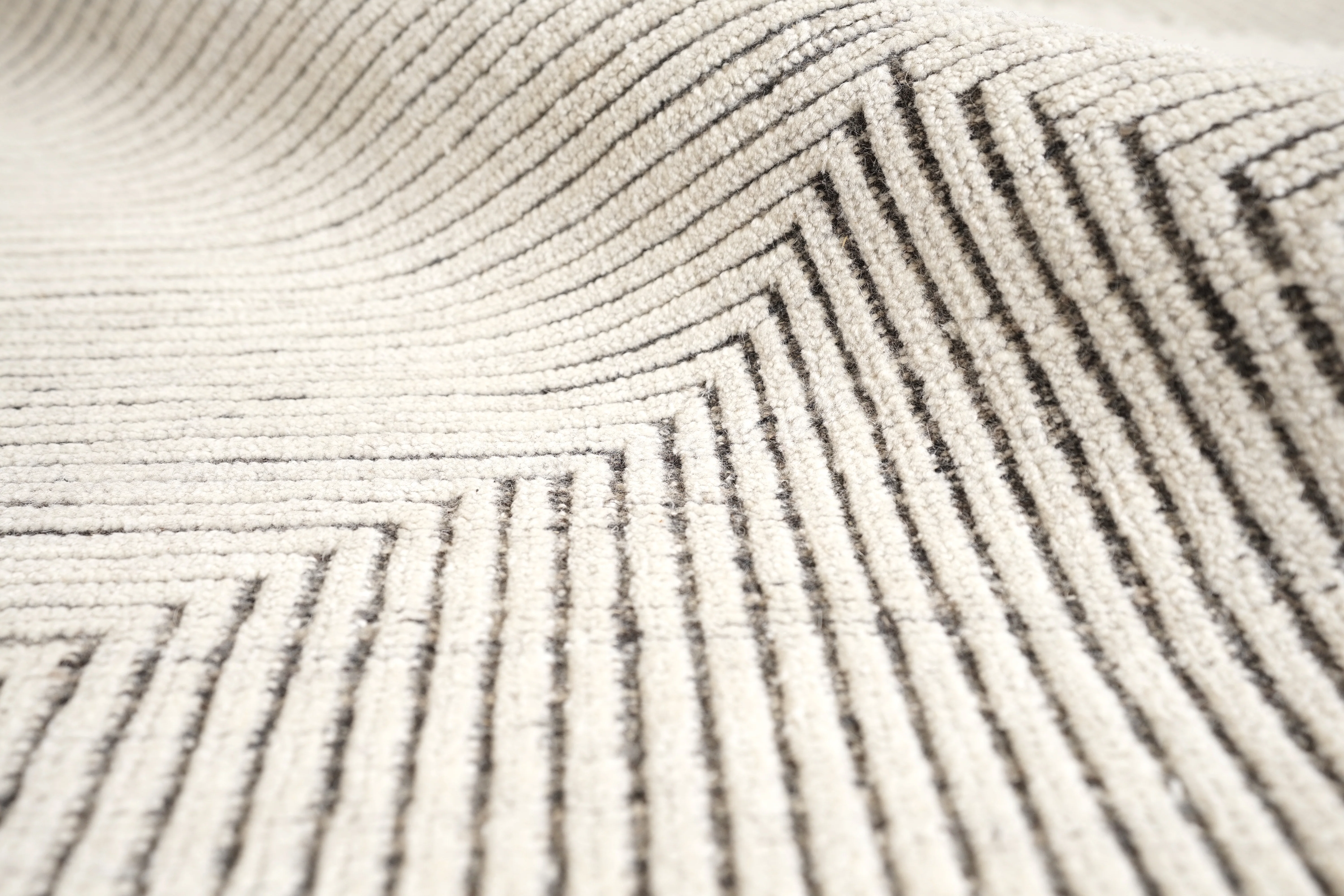 Heather 1297 - Image 3