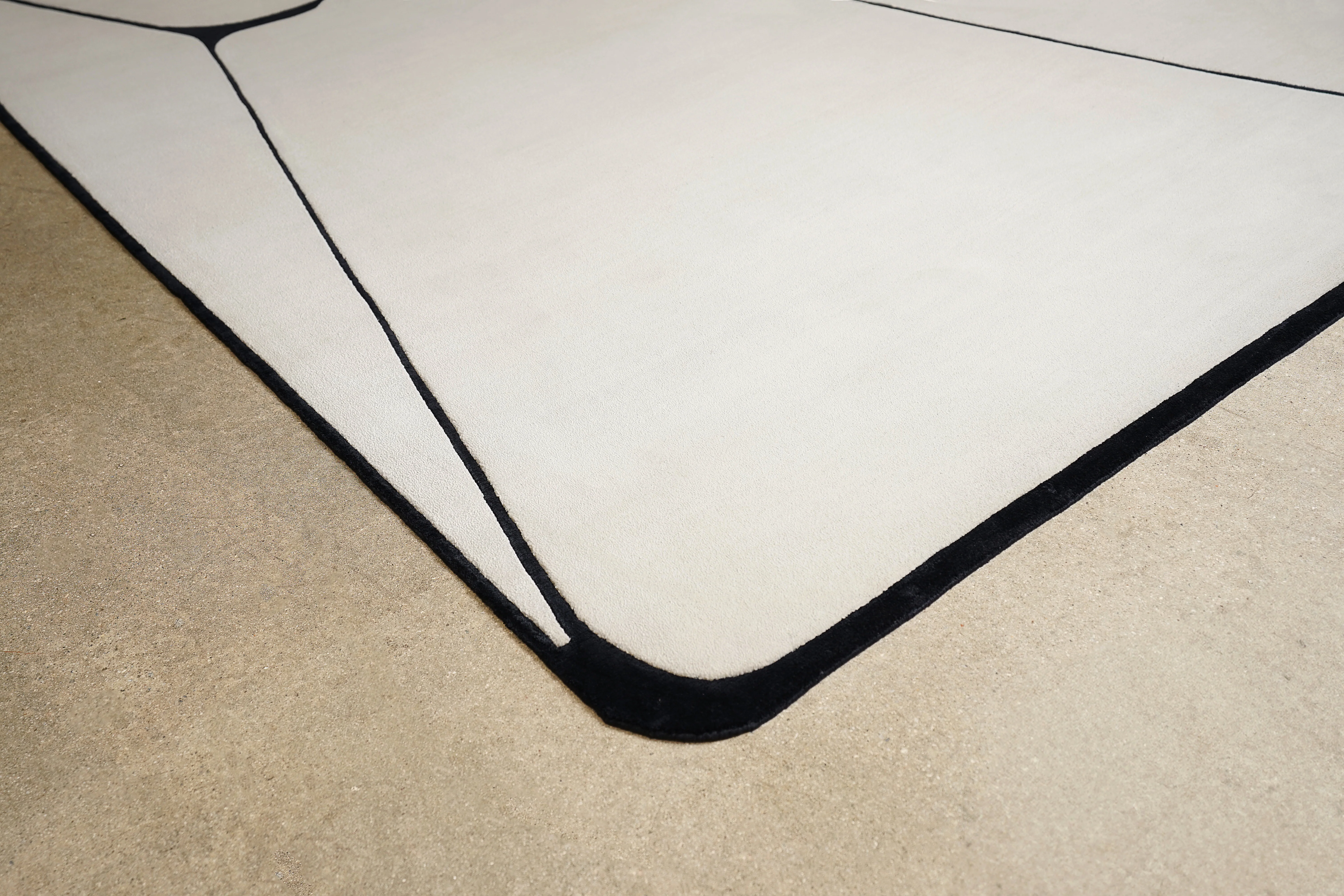 Lloyd - Ivory / Black - Image 6