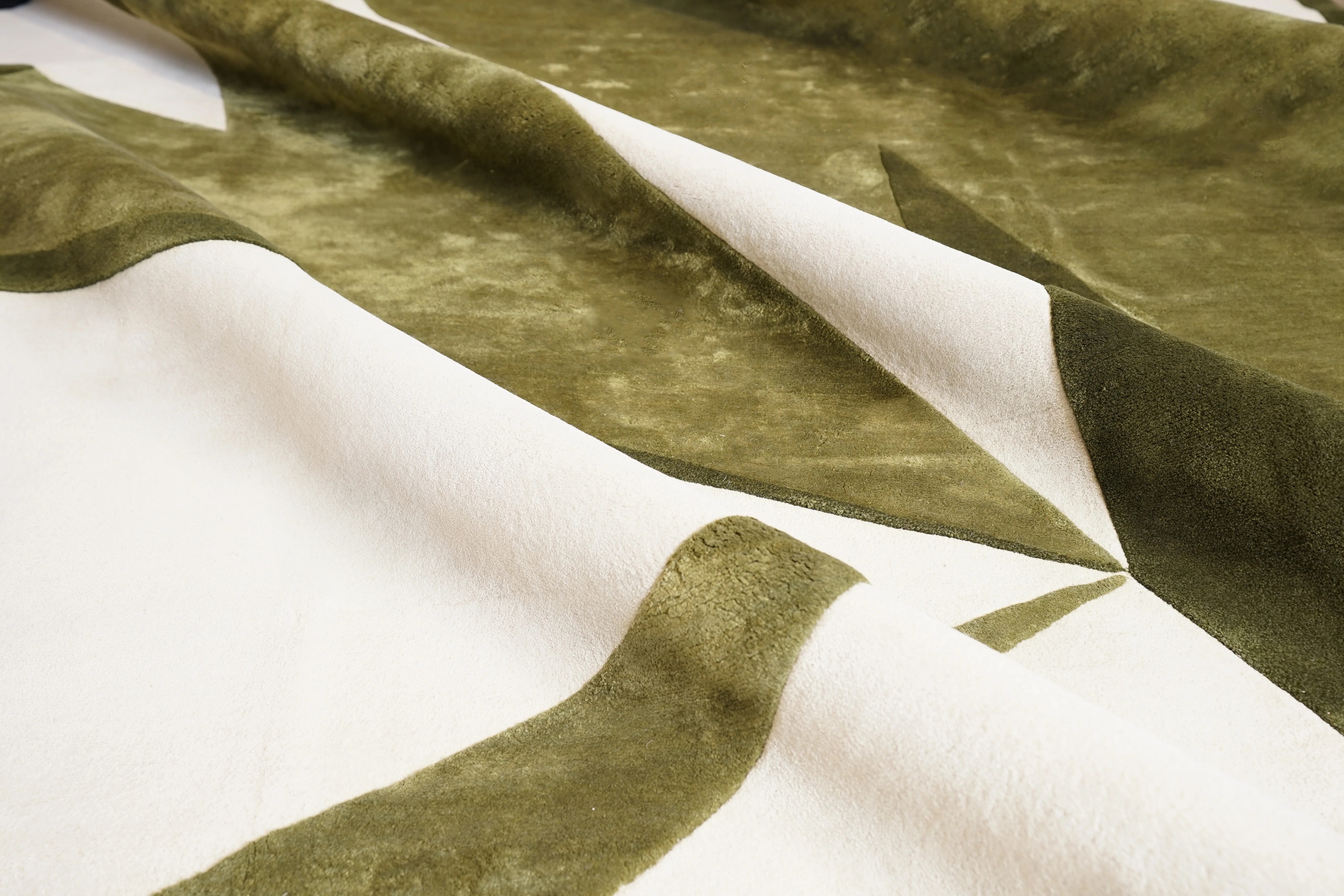 Petra - Olive - Image 3
