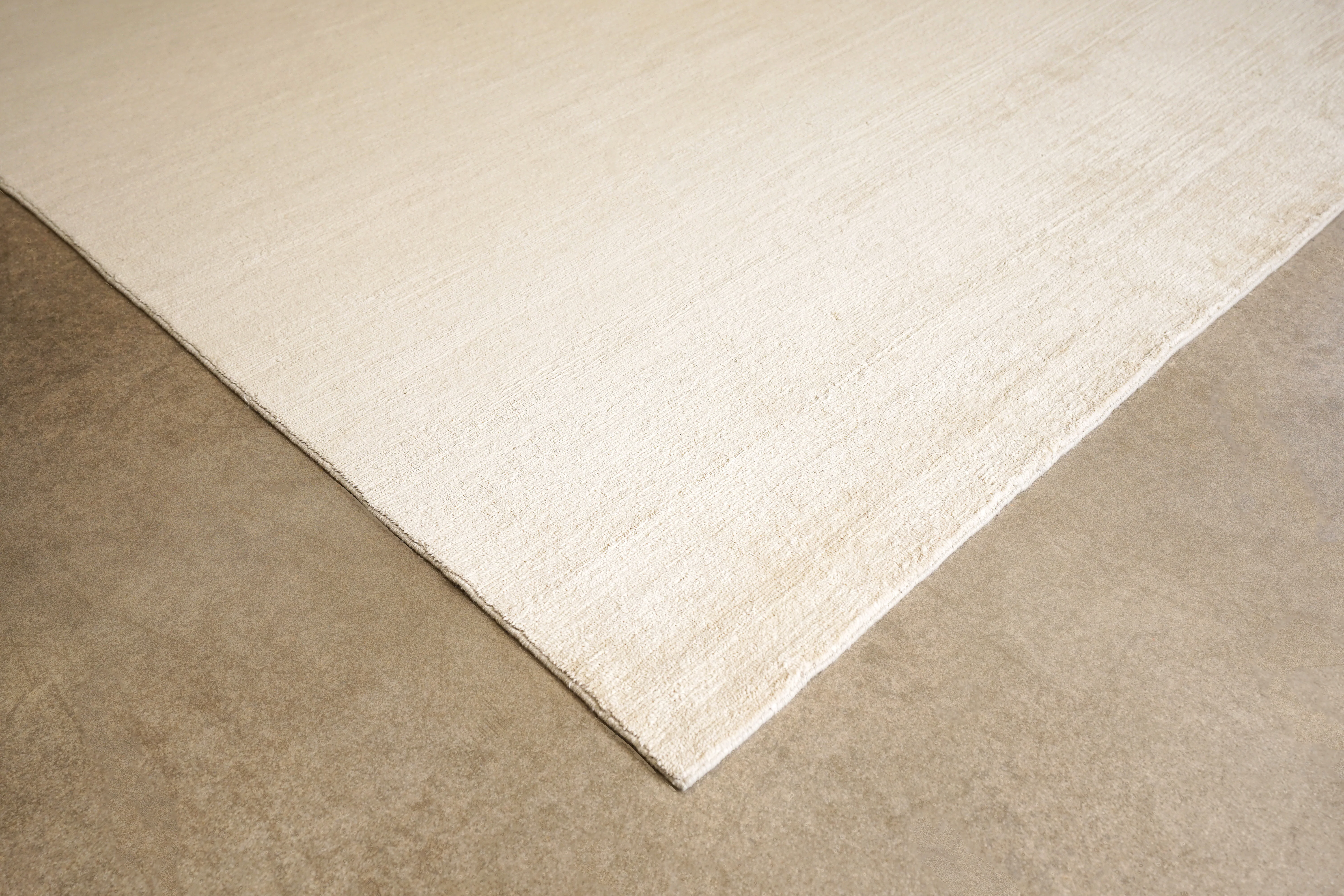 Solid Alpaca - Ivory - Image 3